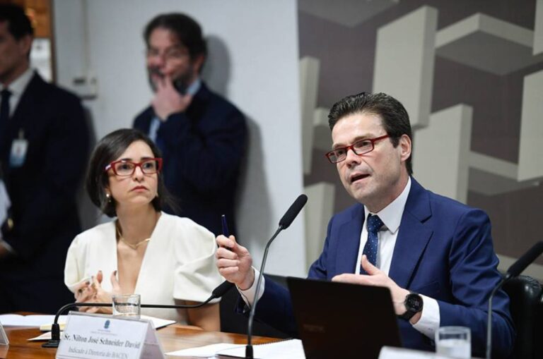BC nega orçamento para cortes da Selic