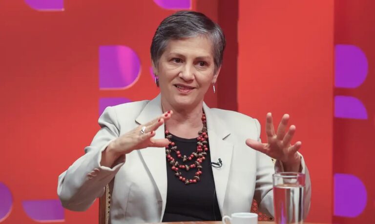 Fenaj e SJPDF repudiam agressão a repórter na Câmara