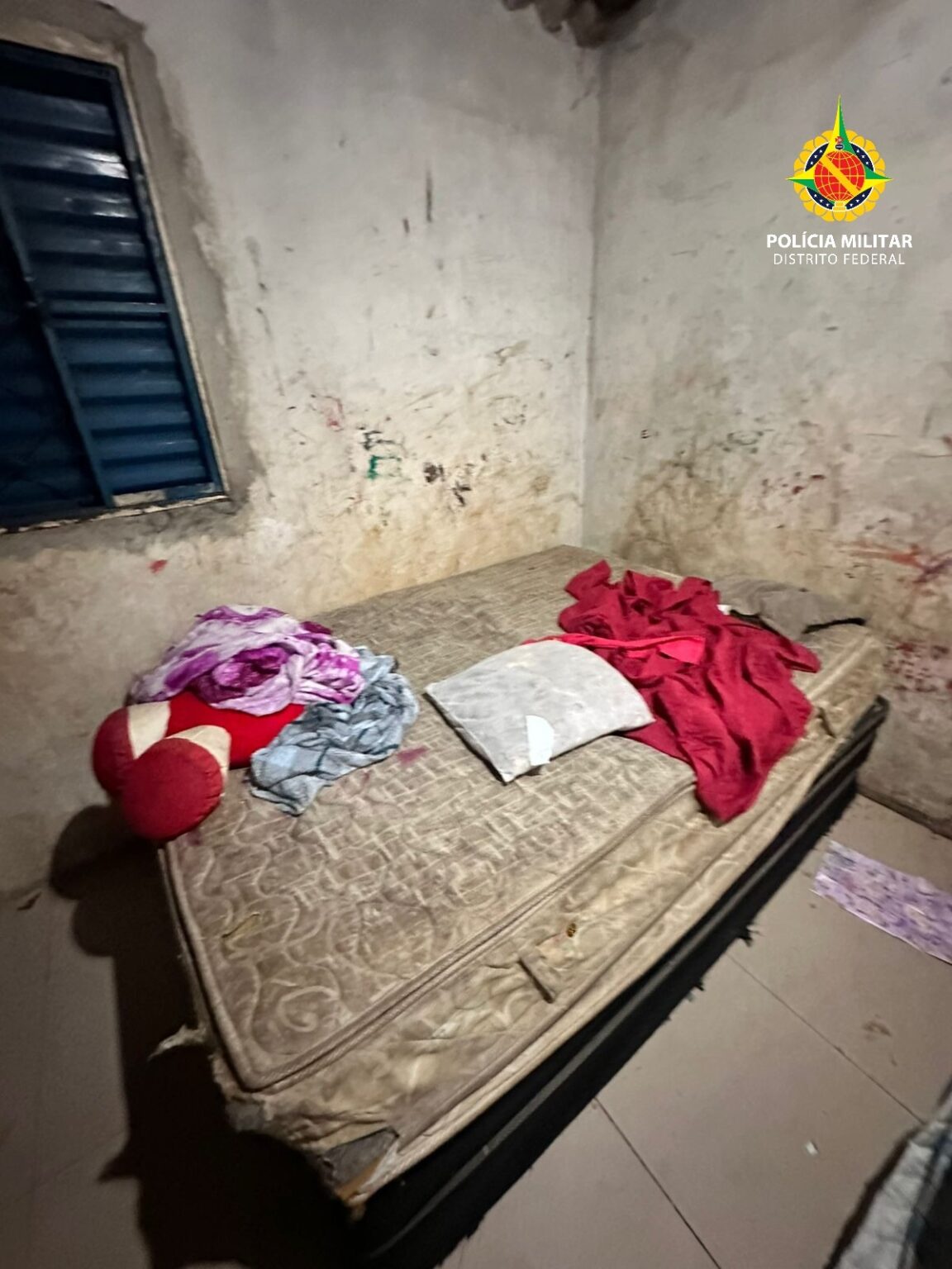 PM e Conselho Tutelar resgatam crianças em negligência